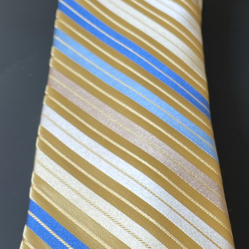Michael Kors 100% Silk Men’s Tie